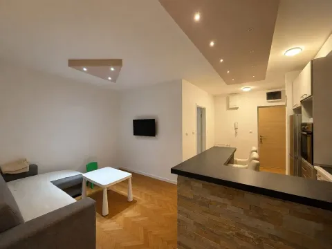 Stan in Voždovac Sve Podlokacije