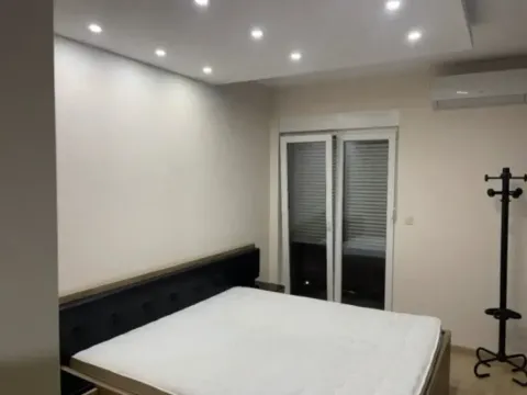 Izdavanje, jednosoban stan, 100m², City Kvart, Podgorica - image 6