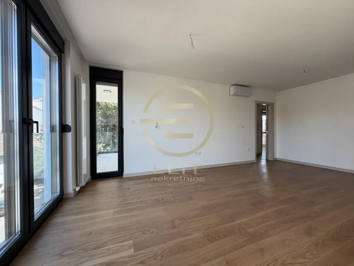 Prodaja, stan, 81m², Salajka, Novi Sad Sve Podlokacije