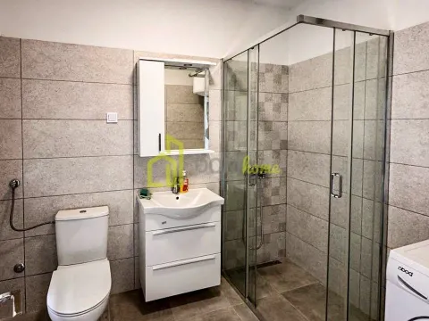 Izdavanje, stan, 55m², Risan, Kotor - image 10