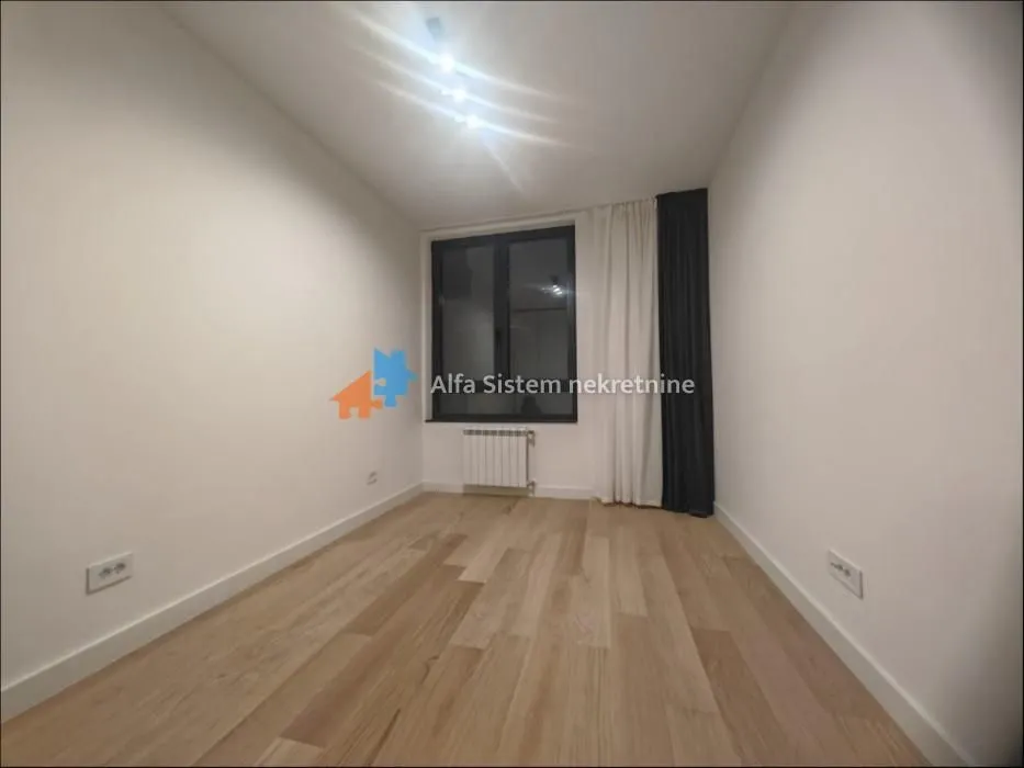 Rent, four bedroom apartment, 120m², Savski Venac, Beograd