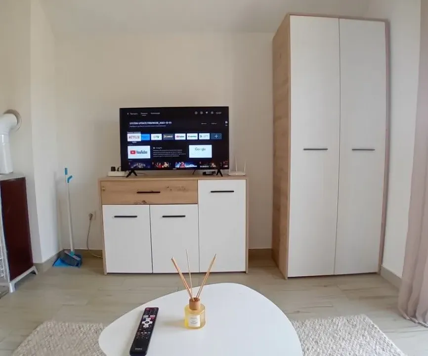 Izdavanje, garsonjera, 40m², Straševina, Nikšić