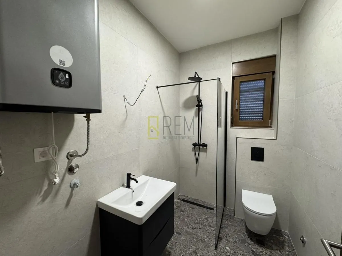 Prodaja, jednosoban stan, 43m², Vezirov Most, Podgorica