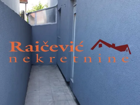 Prodaja, trosoban stan, 66m², Voždovac Sve Podlokacije, Beograd - image 13