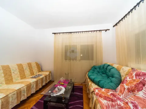 Rent, house, 83m², Tološi, Podgorica - image 9
