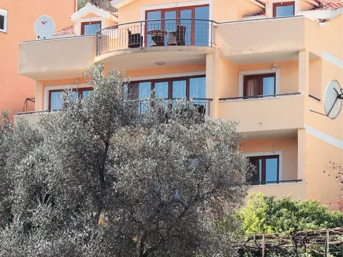 Sale, hospitality venue, 533m², Bečići, Budva - image 2