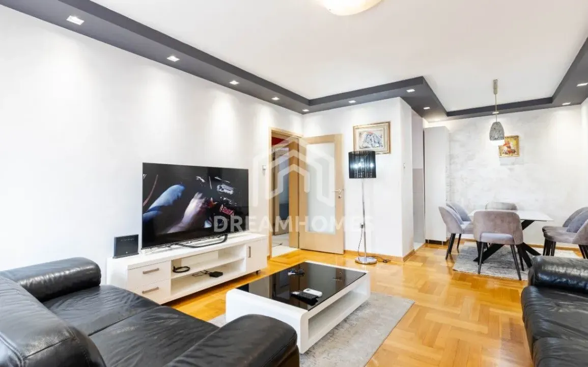 Izdavanje, dvosoban stan, 76m², Preko Morače, Podgorica