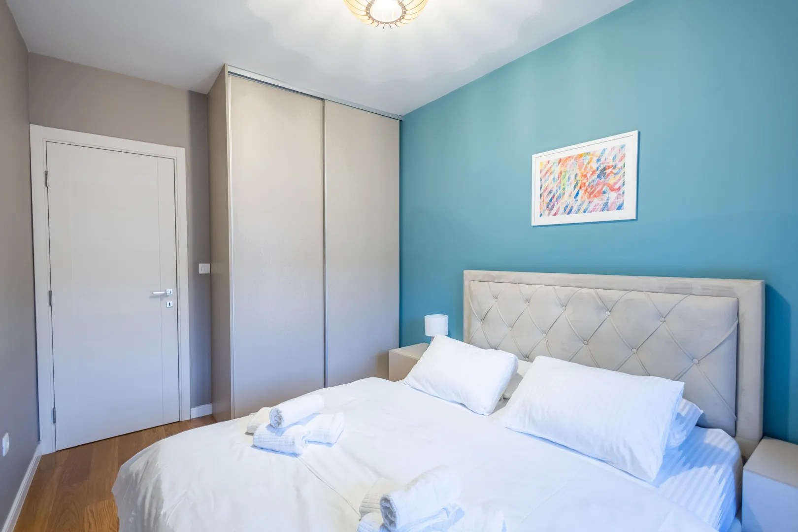 Izdavanje, jednosoban stan, 51m², Central Point, Podgorica