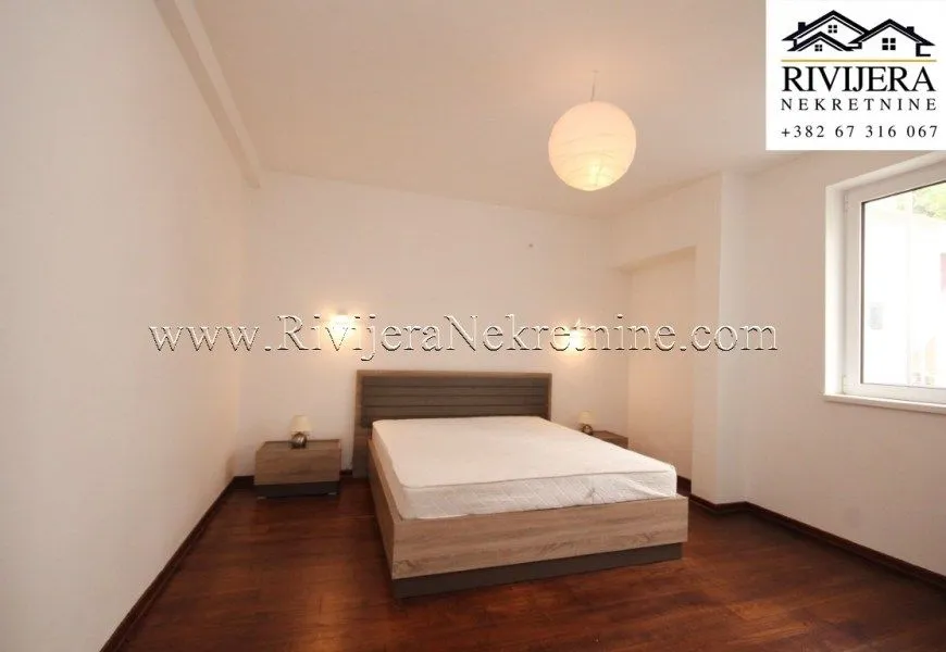Prodaja, dvosoban stan, 100m², Herceg Novi, Crna Gora