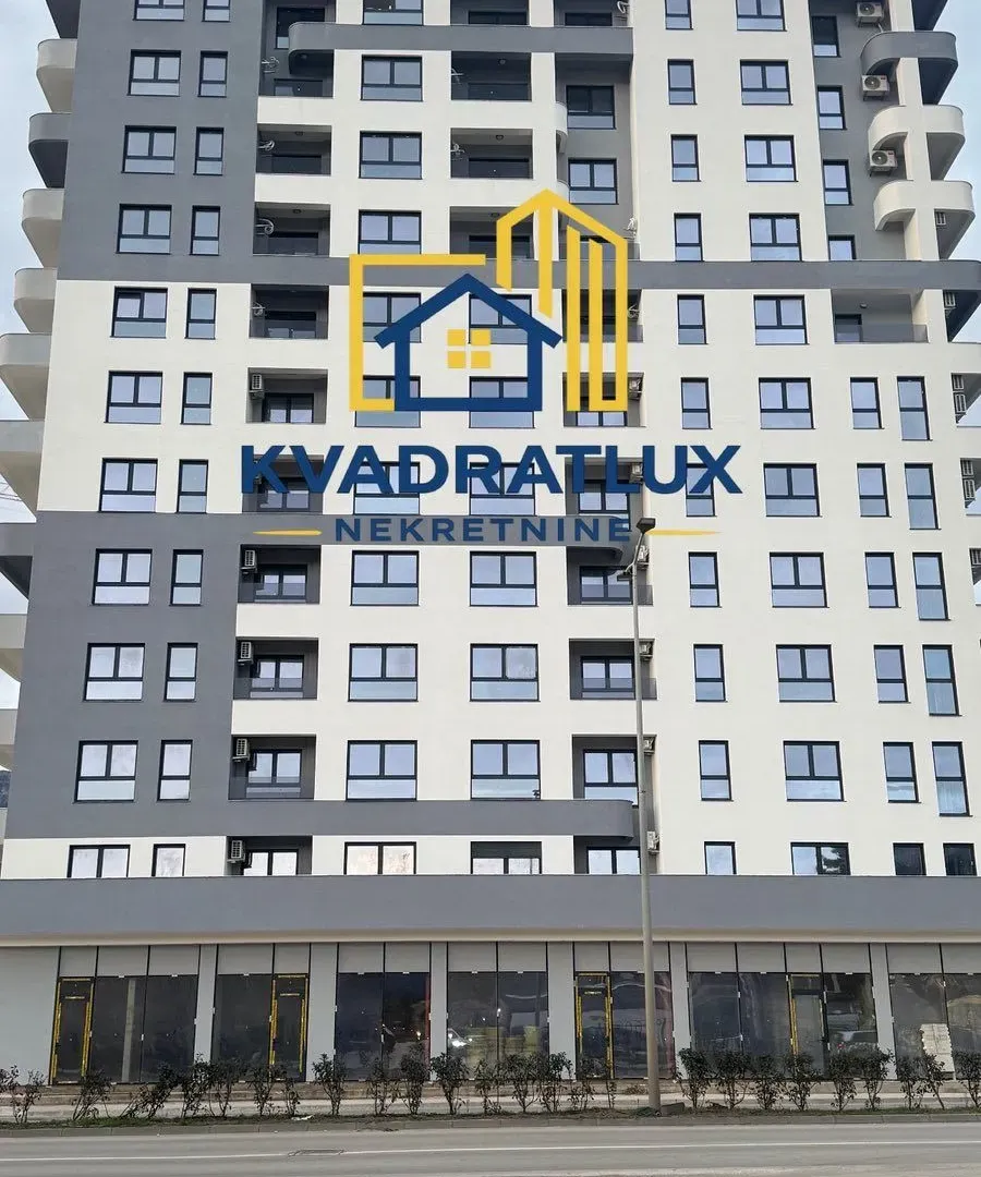 Prodaja, jednosoban stan, 59m², Centar, Bar