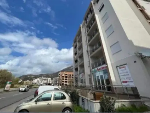 Sale, two bedroom apartment, 78m², Bar, Crna Gora - image 2