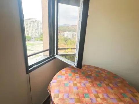 Prodaja, trosoban stan, 95m², Blok 6, Podgorica - image 4