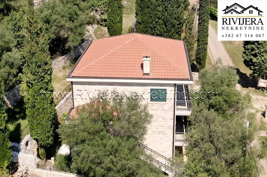 Prodaja, kuća, 223m², Žvinje, Herceg Novi