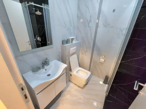 Sale, one bedroom apartment, 41m², Rafailovići, Budva - image 24