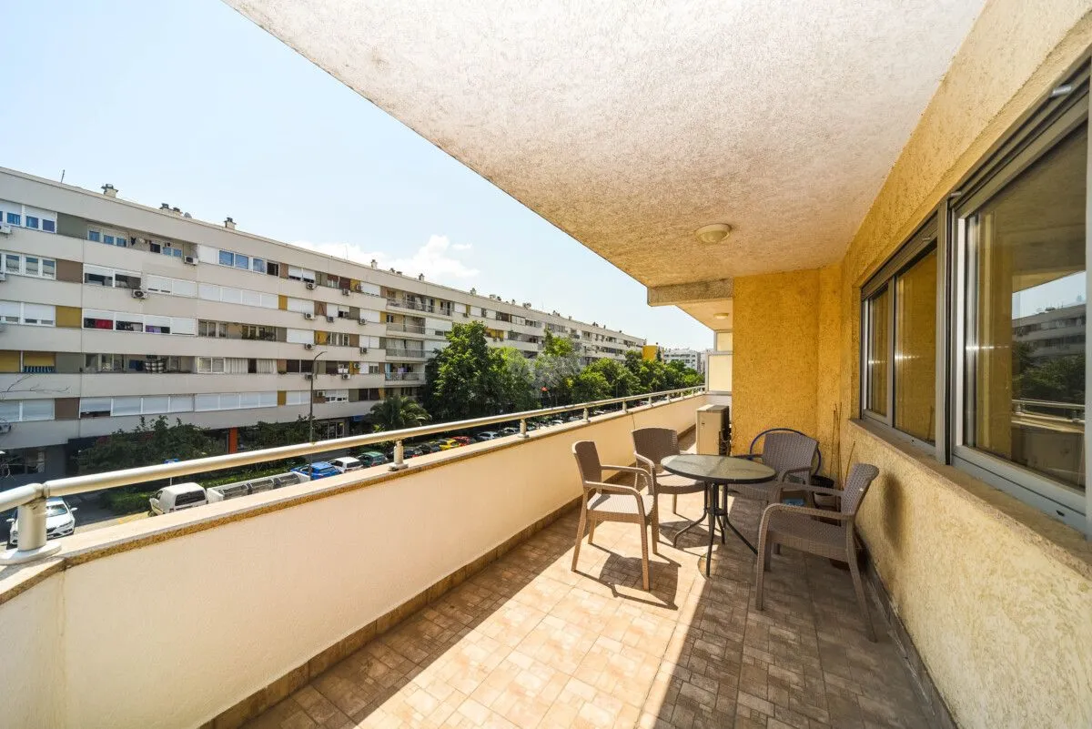 Rent, three bedroom apartment, 150m², Preko Morače, Podgorica