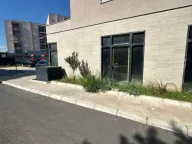 Izdavanje, poslovni prostor, 200m², Stari Aerodrom, Podgorica - image 1