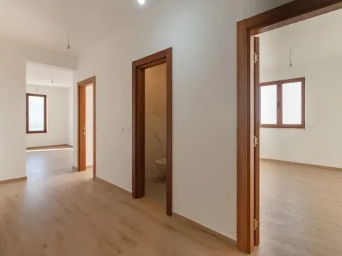 Prodaja, dvosoban stan, 73m², Budva, Crna Gora - image 6