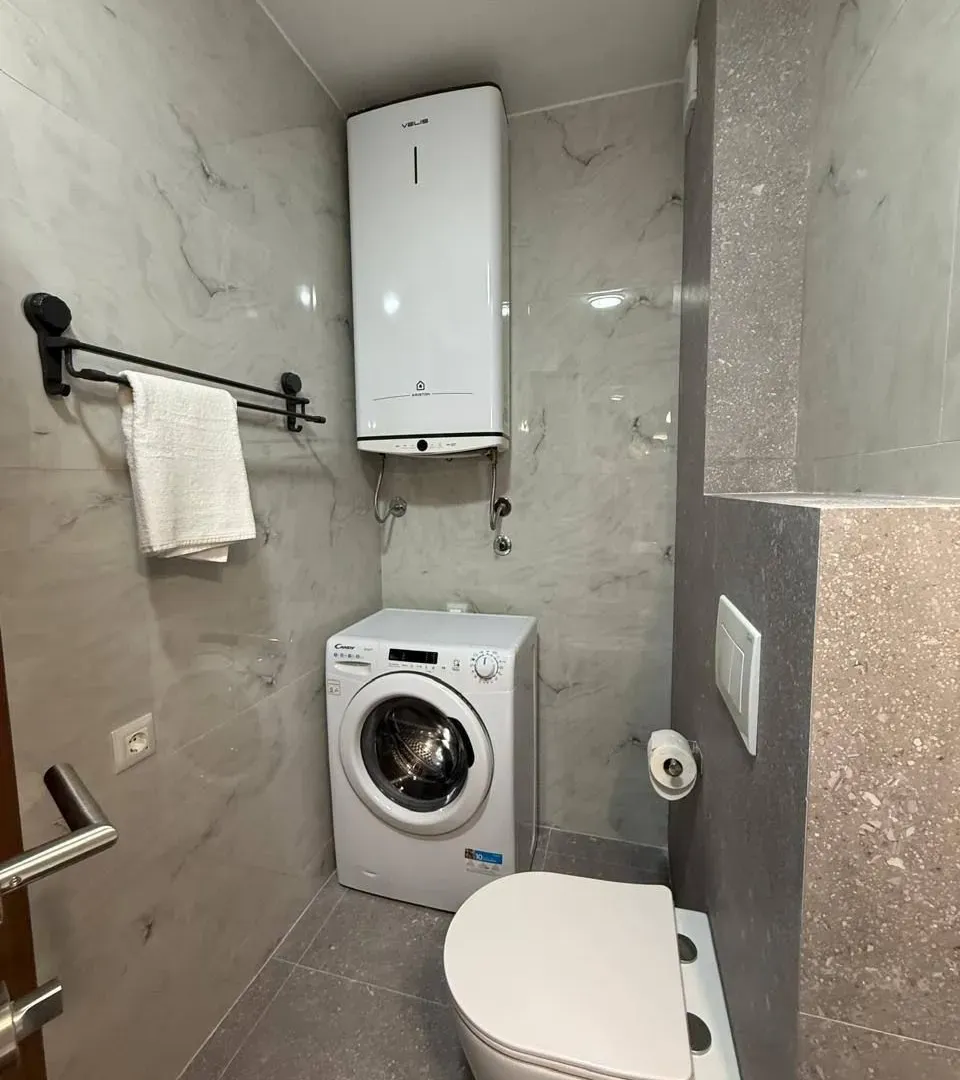 Rent, one bedroom apartment, 52m², Budva okolina, Budva