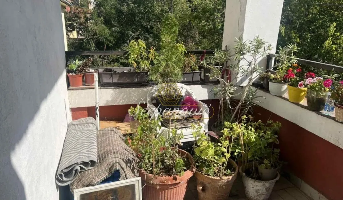Prodaja, četvorosoban stan, 115m², Centar, Novi Sad
