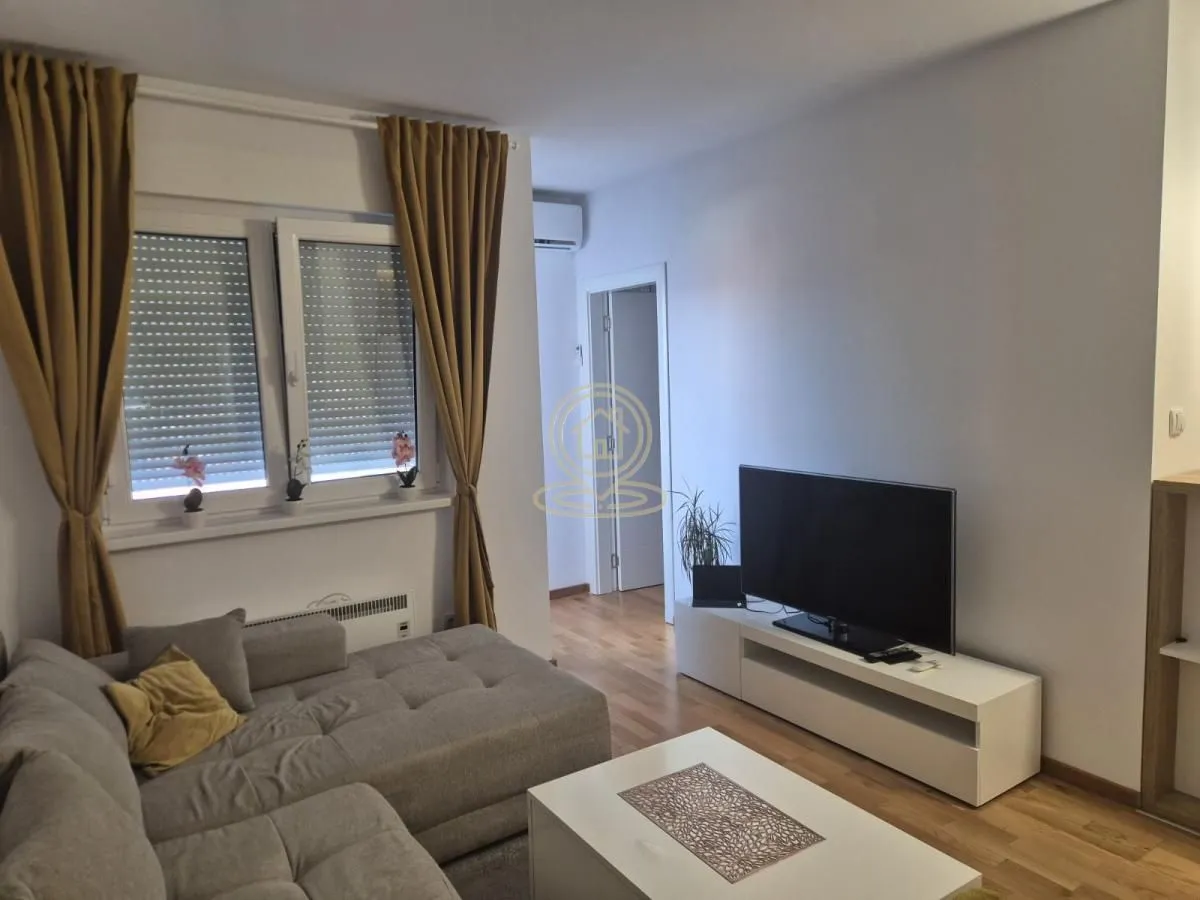 Rent, three bedroom apartment, 53m², Olimp, Zvezdara Sve Podlokacije