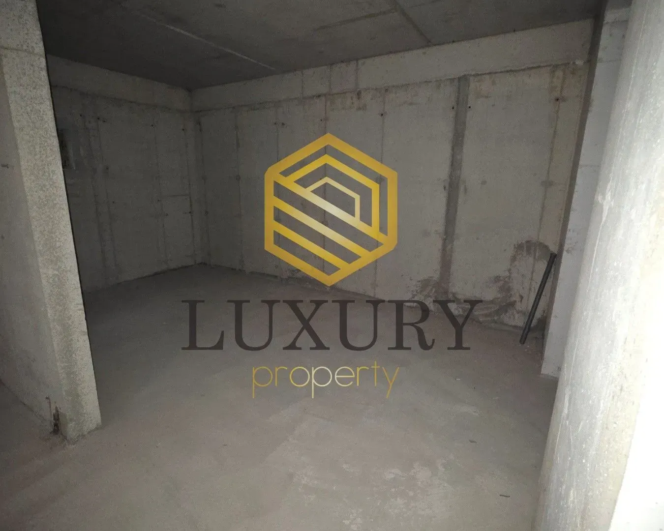 Rent, office space, 120m², Pobrežje, Podgorica