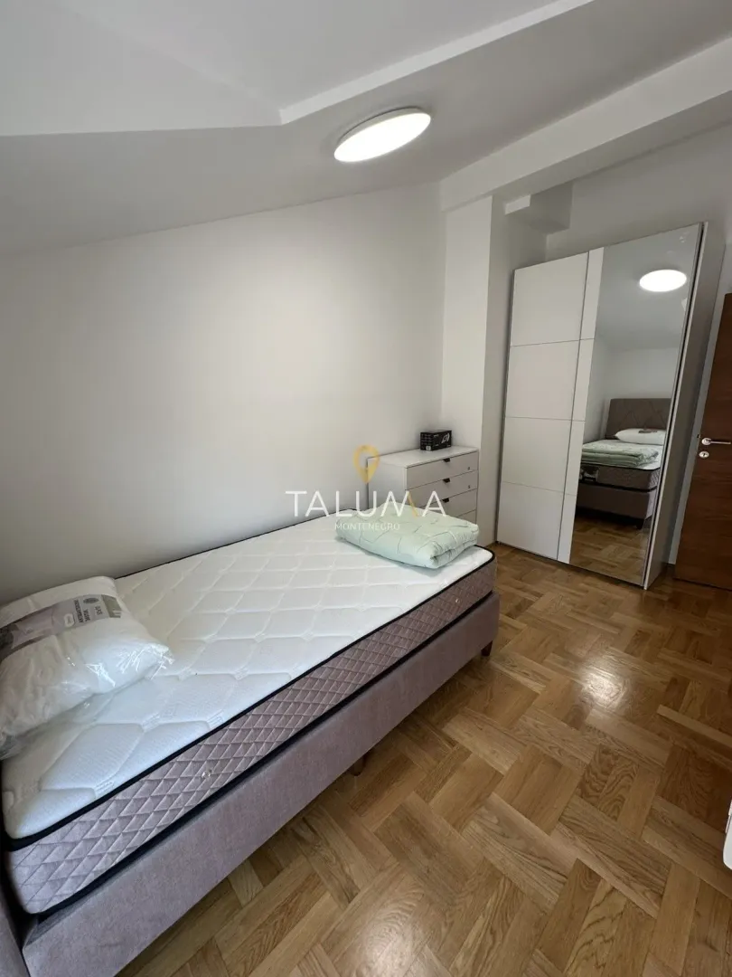 Rent, two bedroom apartment, 70m², Momišići, Podgorica