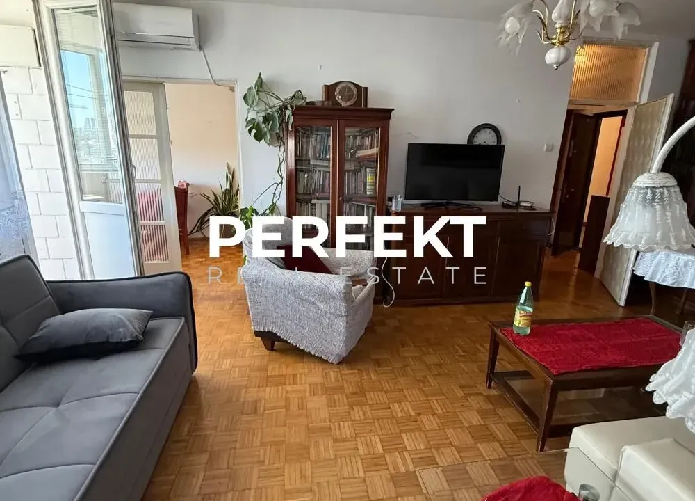 Prodaja, trosoban stan, 77m², Autokomanda, Voždovac Sve Podlokacije