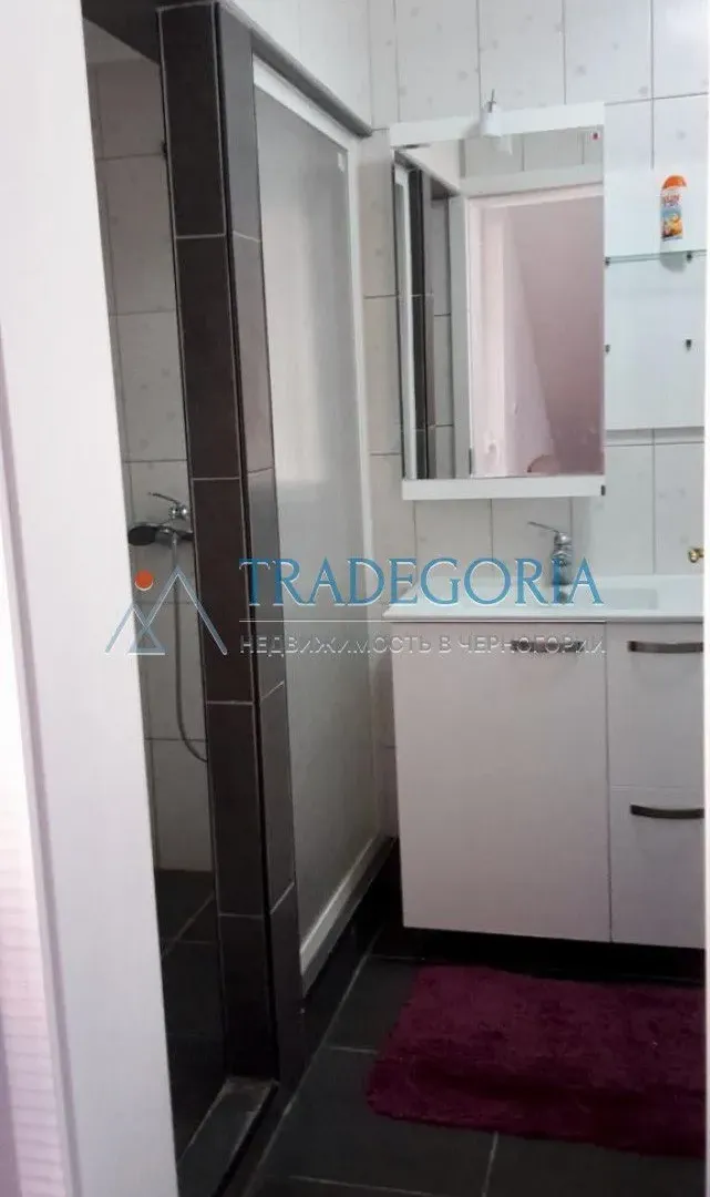 Prodaja, dvosoban stan, 105m², Đenovići, Herceg Novi