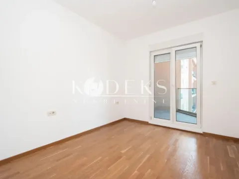 Rent, office space, 45m², Zabjelo, Podgorica - image 4