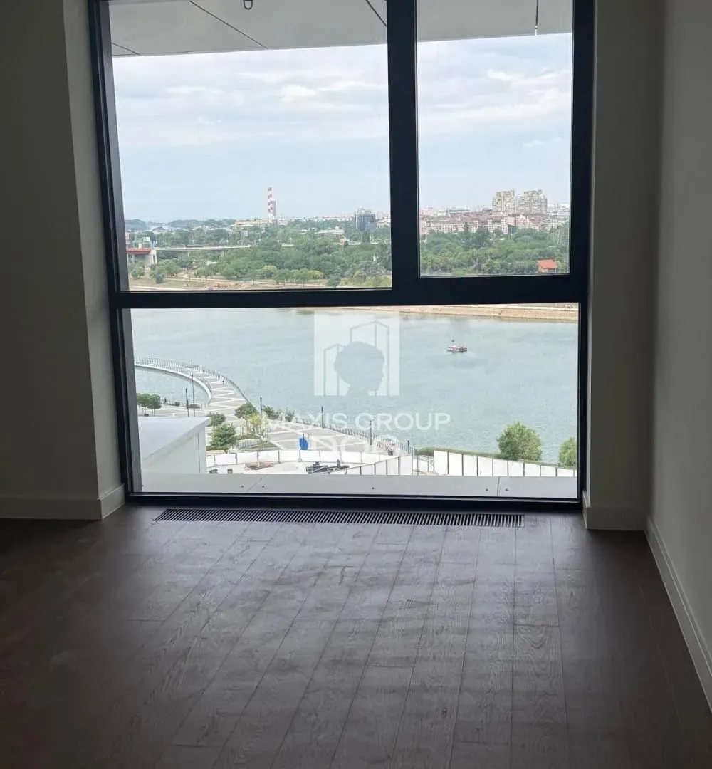 Prodaja, četvorosoban stan, 144m², Savski Venac, Beograd