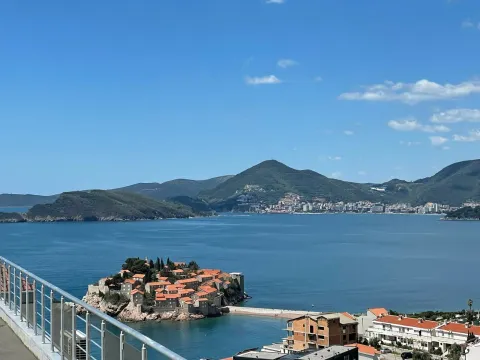 Izdavanje, garsonjera, 40m², Sveti Stefan, Budva - image 4