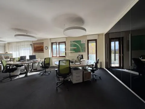 Sale, four bedroom apartment, 212m², Liman 3, Novi Sad Sve Podlokacije - image 22