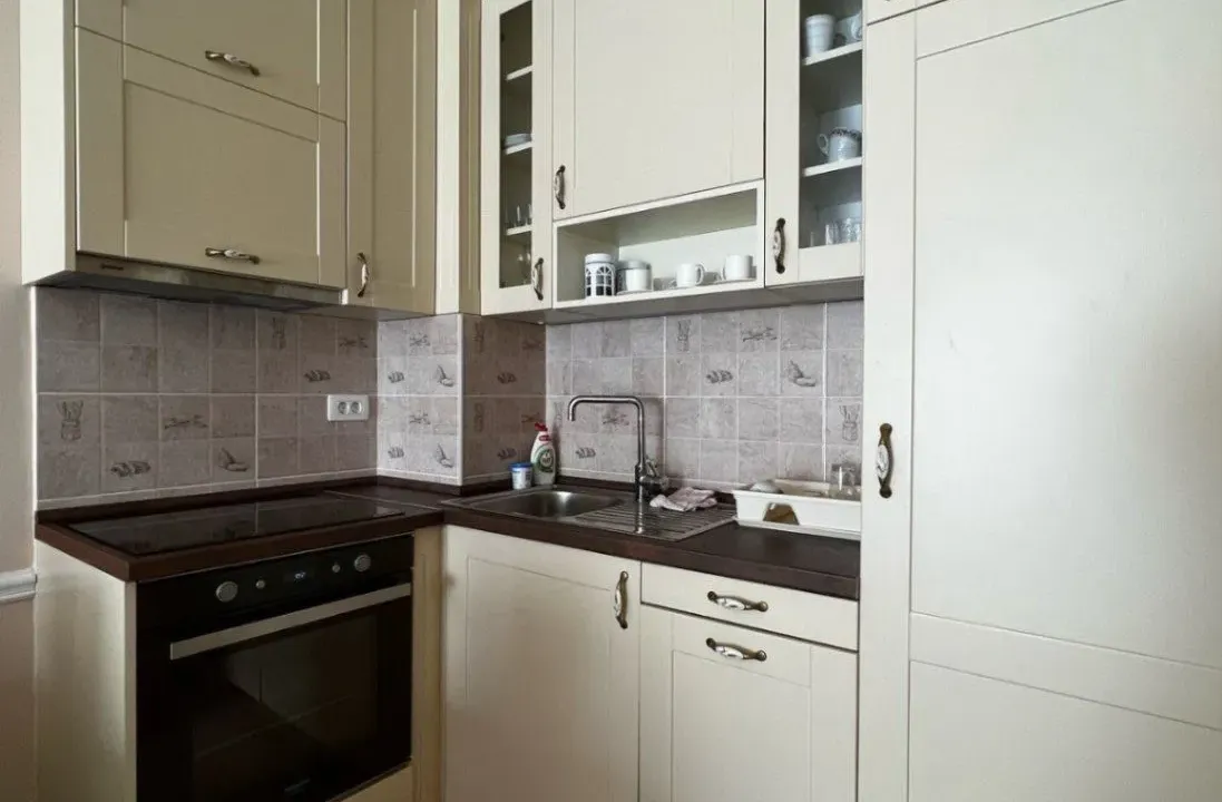 Izdavanje, jednosoban stan, 43m², Maslinjak, Budva