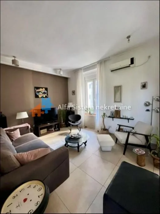 Prodaja, stan, 60m², Stari Grad, Beograd