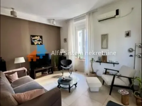 Prodaja, stan, 60m², Stari Grad, Beograd