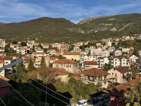 Sale, two bedroom apartment, 68m², Centar, Tivat