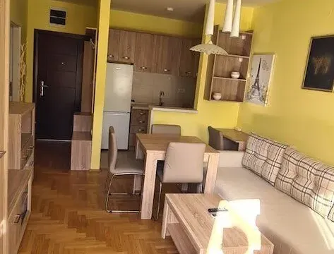 Izdavanje, jednosoban stan, 27m², Banatić, Novi Sad Sve Podlokacije - image 2