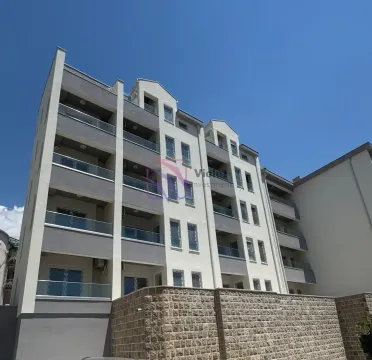 Sale, one bedroom apartment, 42m², Podkošljun, Budva - image 1