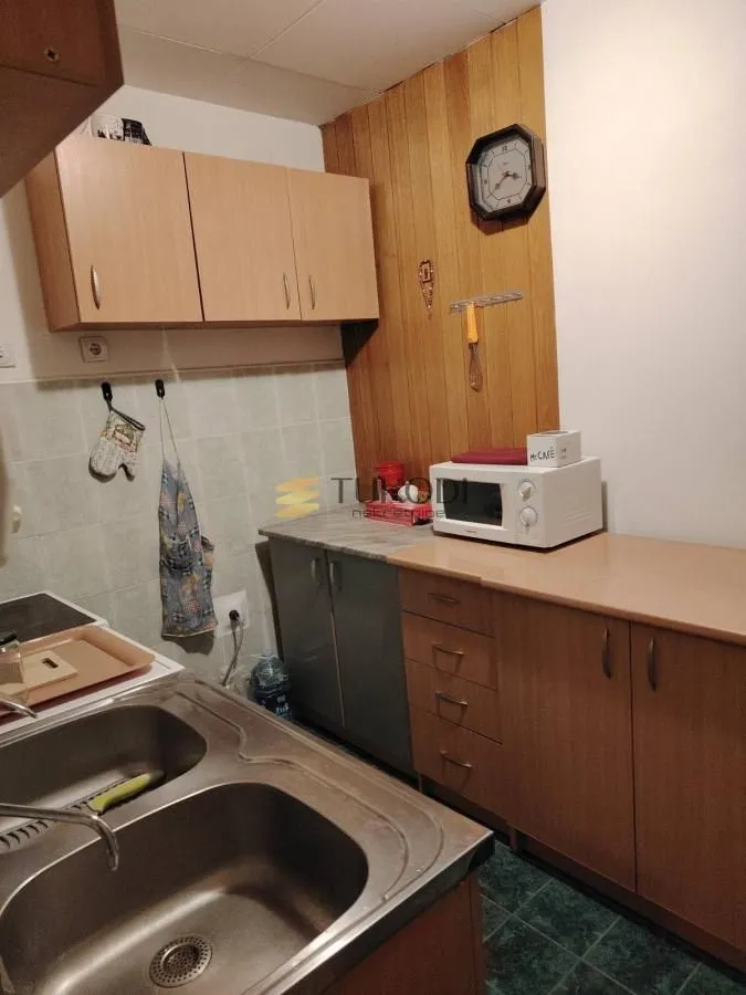 Izdavanje, dvosoban stan, 50m², Novi Beograd Blok 45, Novi Beograd Sve Podlokacije