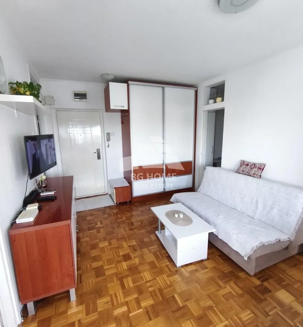 Rent, two bedroom apartment, 42m², Novi Beograd Blok 63, Novi Beograd Sve Podlokacije