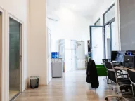 Izdavanje, poslovni prostor, 66m², Centar, Podgorica - image 6