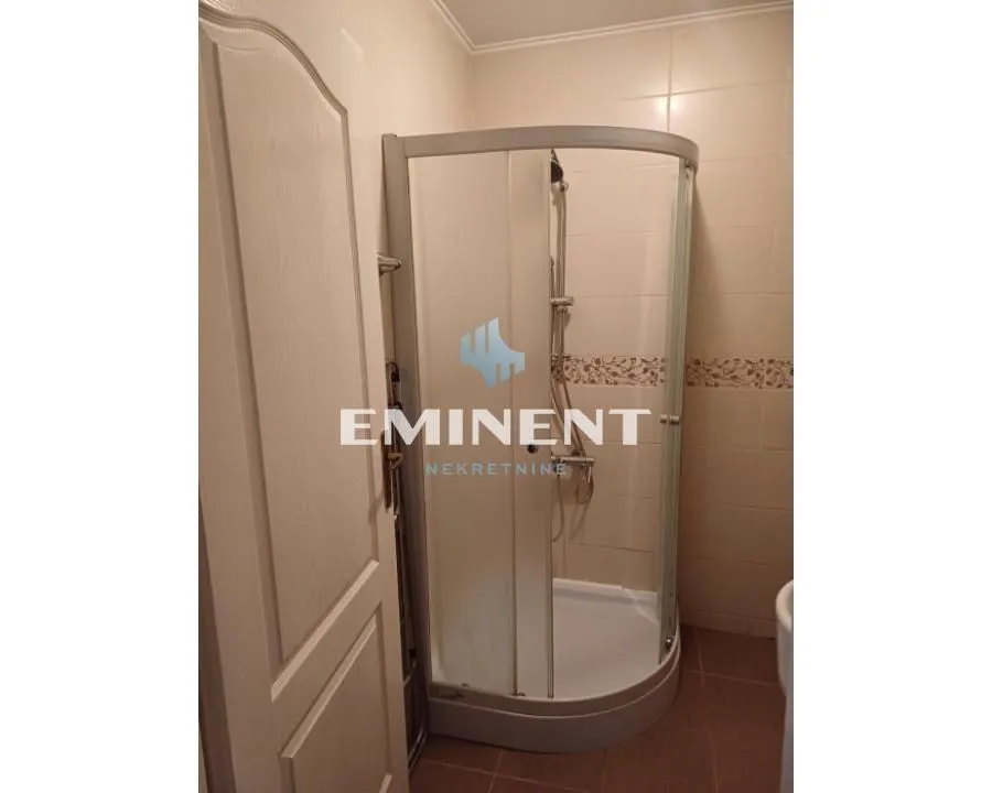 Rent, two bedroom apartment, 41m², Čubura, Beograd