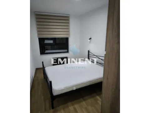 Rent, three bedroom apartment, 60m², Južni Bulevar, Vračar Sve Podlokacije - image 6