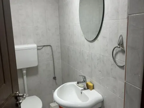 Izdavanje, trosoban stan, 74m², Medijana, Niš - image 4