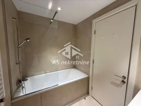 Izdavanje, trosoban stan, 104m², Savski Venac, Beograd - image 10