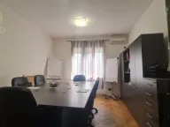 Izdavanje, poslovni prostor, 100m², Savski Venac, Beograd - image 12