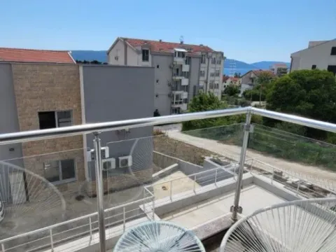 Sale, two bedroom apartment, 63m², Tivat, Crna Gora