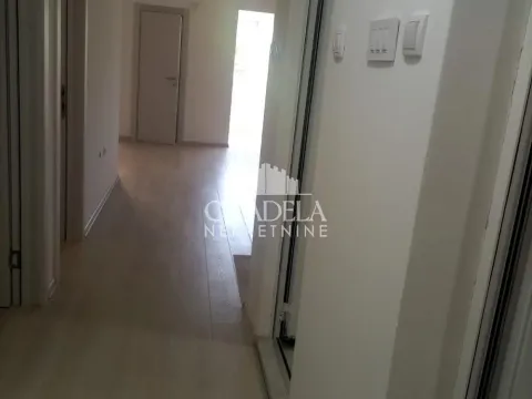 Prodaja, trosoban stan, 66m2, Žarkovo, Beograd Prodaja, trosoban stan, 66m2, Žarkovo, Beograd