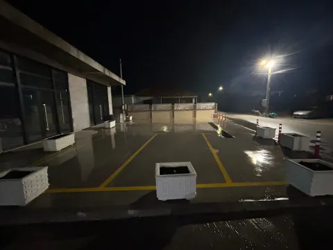 Rent, office space, 140m², Tološi, Podgorica - image 8