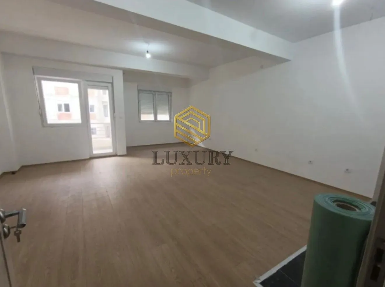 Izdavanje, dvosoban stan, 85m², Ljubović, Podgorica
